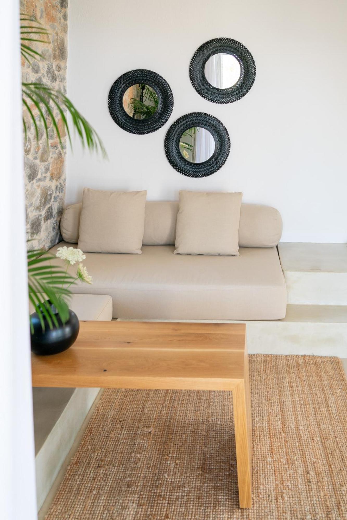 Stone Build Suite With Private Pool Kolios Zewnętrze zdjęcie